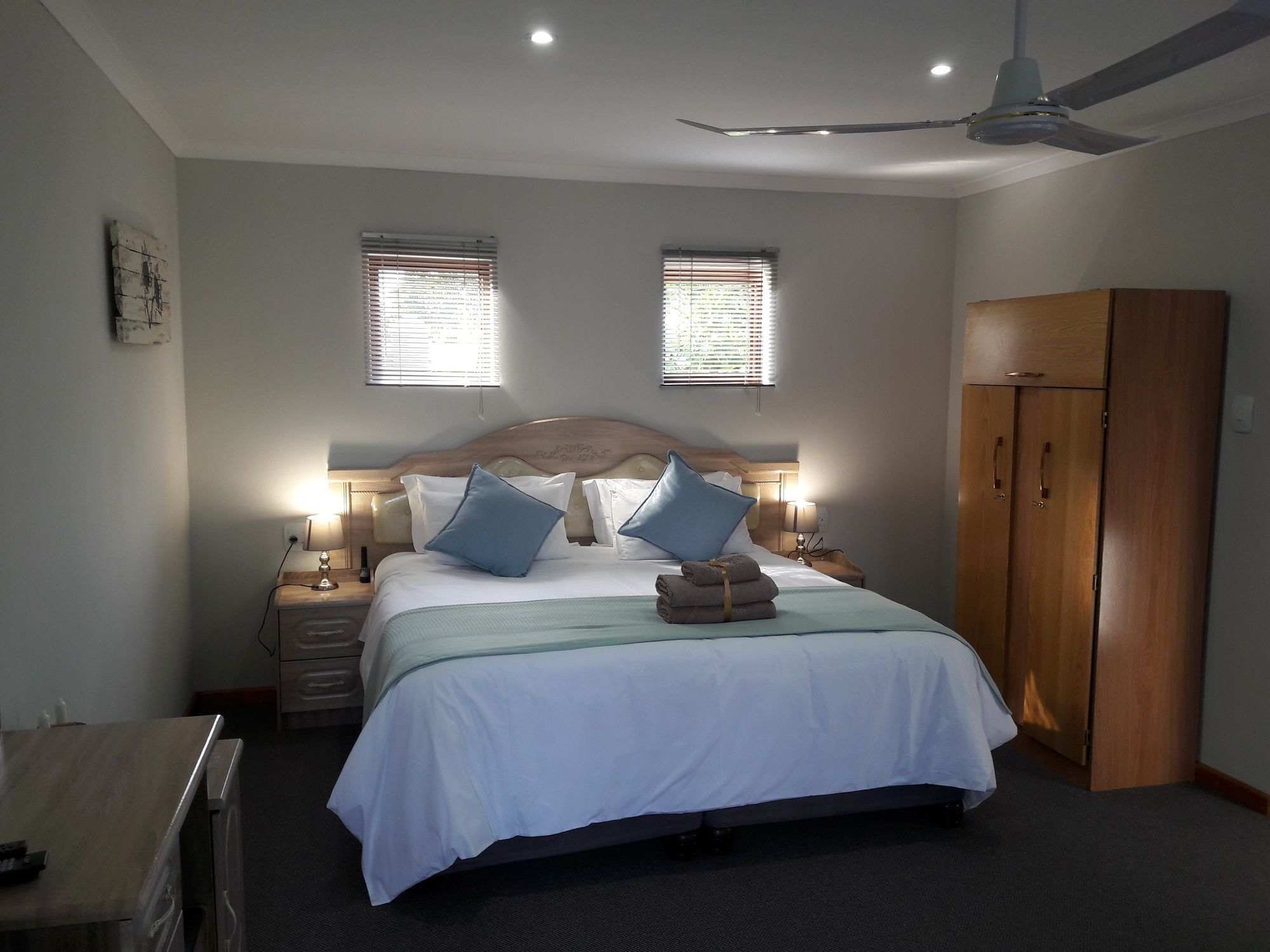 The Village Lodge Stormsrivier Exteriér fotografie